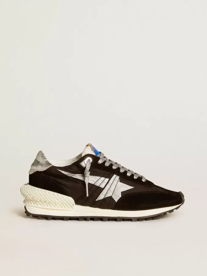 Marathon para mujer con parte superior de nailon ripstop negro y estrella plateada Marathon para mujer con parte superior de nailon ripstop negro y estrella plateada