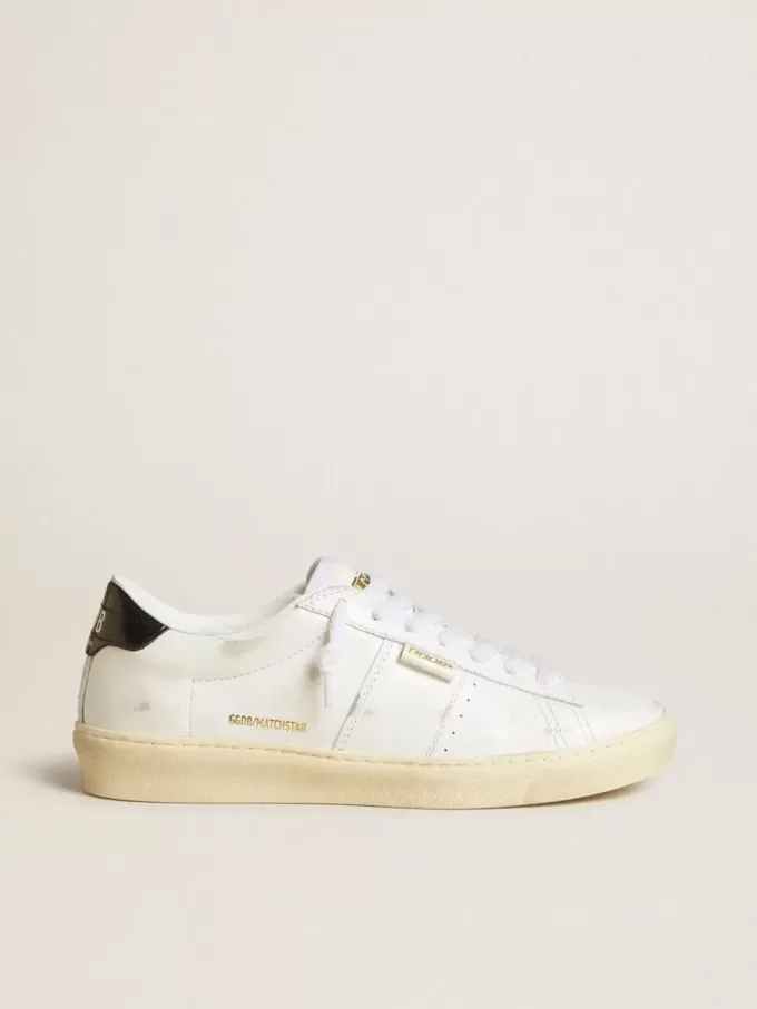 Matchstar para mujer en piel blanca con lengüeta del talón en piel azul oscuro