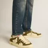 May Junior en cuero blanco y verde militar