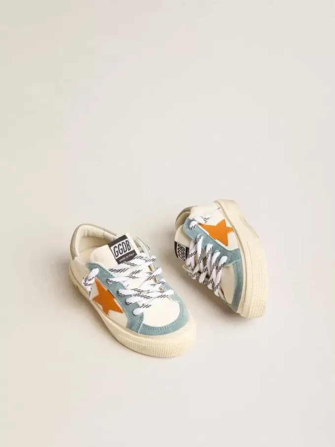 May Teen en napa con estrella de piel naranja e inserciones de ante azul May Teen en napa con estrella de piel naranja e inserciones de ante azul