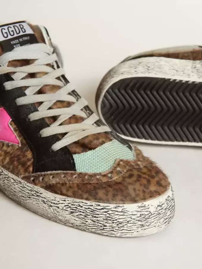 Mid Star en piel de potro con estampado de leopardo y estrella de cuero fucsia Mid Star en piel de potro con estampado de leopardo y estrella de cuero fucsia