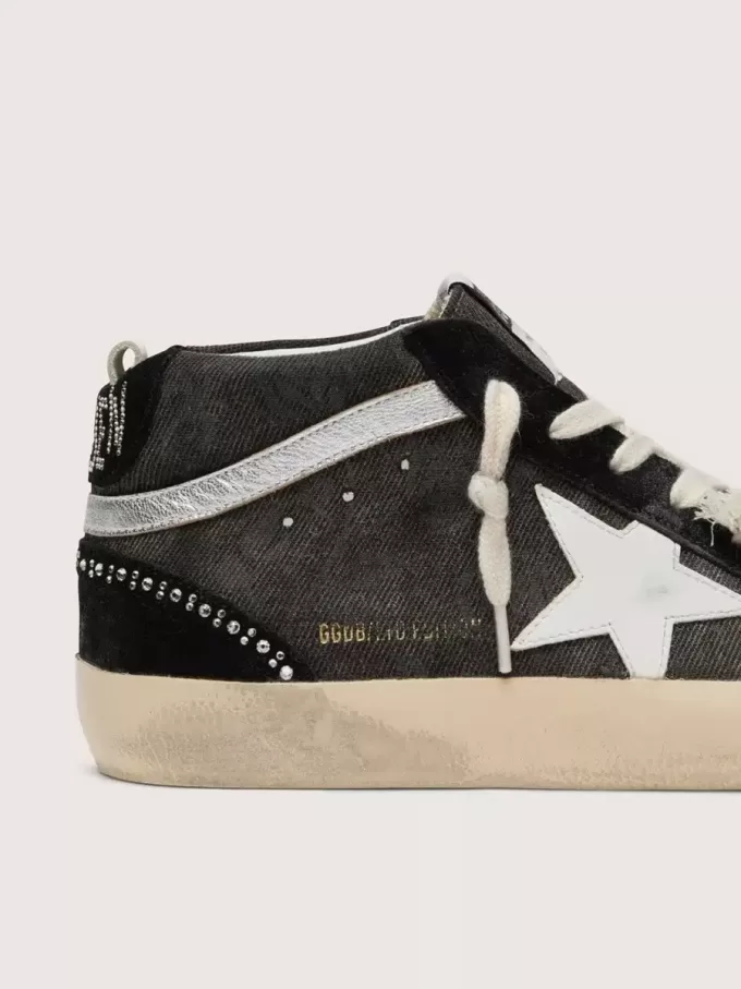 Mid Star LTD en denim negro con inserciones de ante y cristales Swarovski Mid Star LTD en denim negro con inserciones de ante y cristales Swarovski