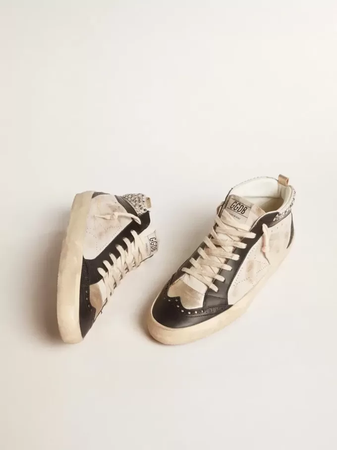Mid Star LTD para hombre en piel negra y blanca con perlas y estrella perforada Mid Star LTD para hombre en piel negra y blanca con perlas y estrella perforada