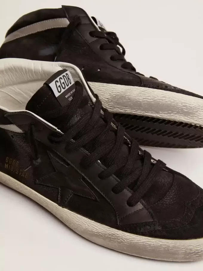 Mid Star para hombre en nubuck con estrella de cuero negro y detalle plateado
