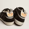 Mid Star para hombre en nubuck con estrella de cuero negro y detalle plateado