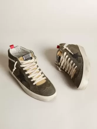 Mid-Star para mujer en ante verde oliva con estrella negra brillante y lengüeta del talón en piel de potro Mid-Star para mujer en ante verde oliva con estrella negra brillante y lengüeta del talón en piel de potro
