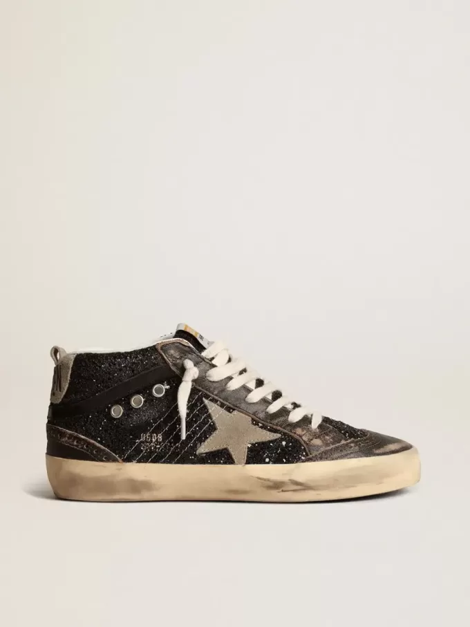 Mid Star para mujer en negro brillante con estrella y lengüeta en el talón de ante gris paloma Mid Star para mujer en negro brillante con estrella y lengüeta en el talón de ante gris paloma