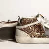 Mid Star para mujer en piel de potro con estampado de leopardo y estrella negra Mid Star para mujer en piel de potro con estampado de leopardo y estrella negra
