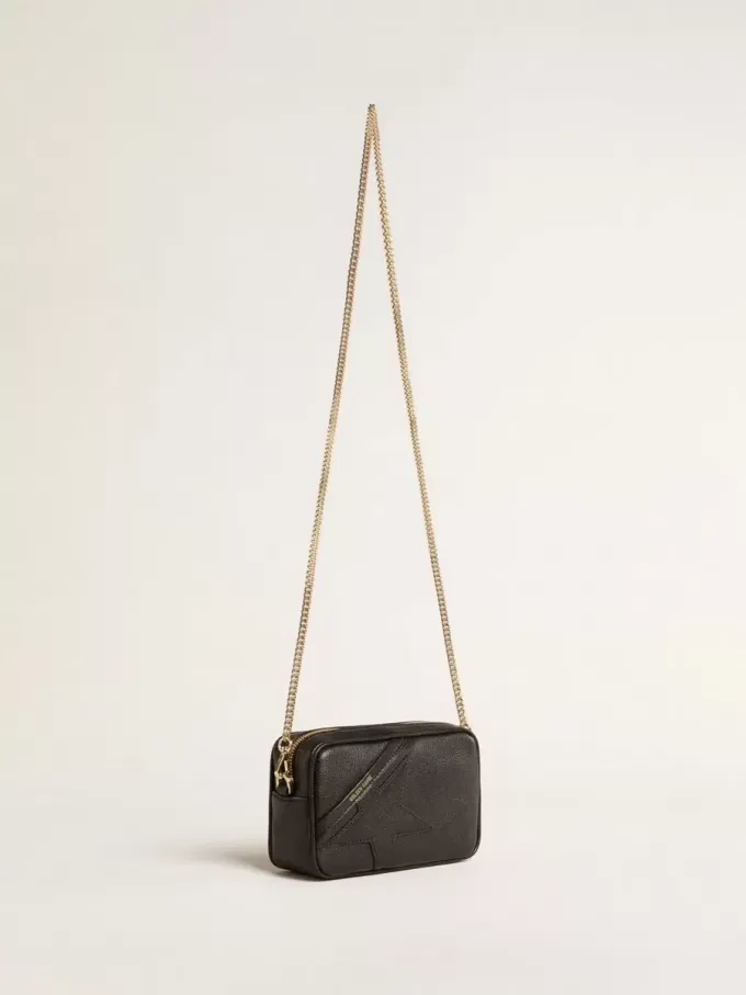 Mini bolso Star en piel negra con estrella tono sobre tono Mini bolso Star en piel negra con estrella tono sobre tono