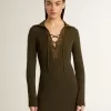 Minivestido de lana verde militar con detalles de cuero Minivestido de lana verde militar con detalles de cuero