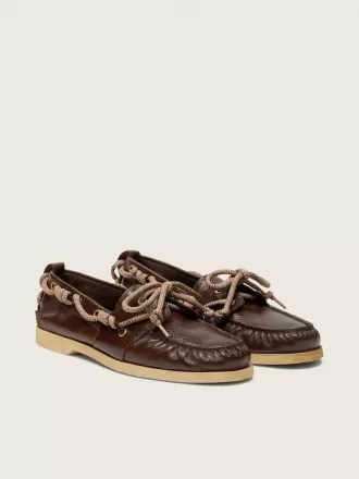 Mocasines Cruise para mujer en piel marrón oscuro brillante con cordones de senderismo gris paloma