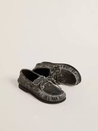 Mocasines Cruise Teen en piel negra con efecto desgastado