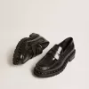 Mocasines gruesos para mujer en piel negra con tachuelas