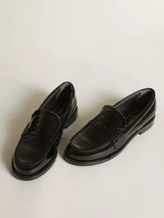 Mocasines Jerry en charol negro