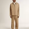 Pantalones beige para hombre con parches Pantalones beige para hombre con parches