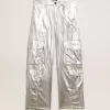 Pantalones cargo en tejido técnico plateado Pantalones cargo en tejido técnico plateado