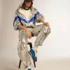 Pantalones cargo para mujer en tejido técnico plateado Pantalones cargo para mujer en tejido técnico plateado
