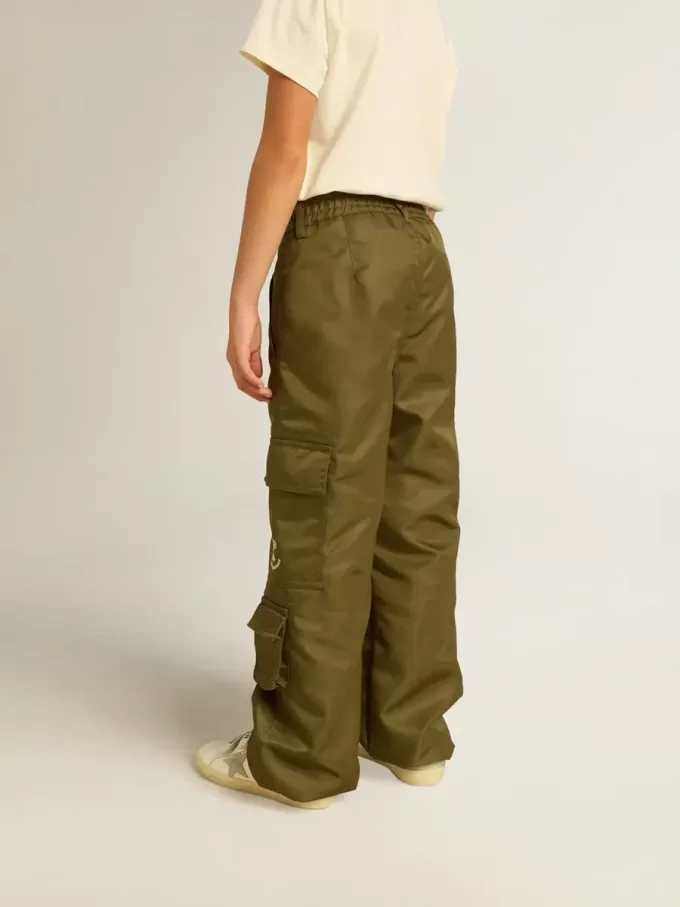 Pantalones cargo para niños en verde militar Pantalones cargo para niños en verde militar