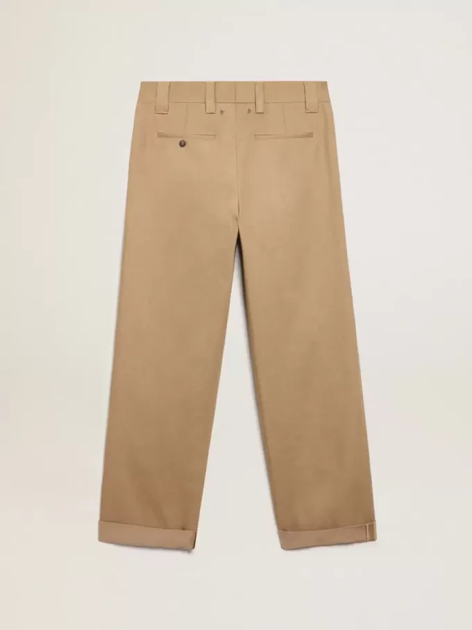 Pantalones chinos beige caqui de la colección Golden Pantalones chinos beige caqui de la colección Golden