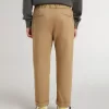 Pantalones chinos para niño en algodón color tabaco Pantalones chinos para niño en algodón color tabaco
