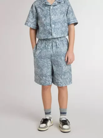 Pantalones cortos azules para niño con estampado blanco