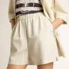 Pantalones cortos de mujer de mezcla de lana a rayas blancas y grises Pantalones cortos de mujer de mezcla de lana a rayas blancas y grises