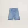 Pantalones cortos vaqueros para niño con bordado en la parte trasera Pantalones cortos vaqueros para niño con bordado en la parte trasera