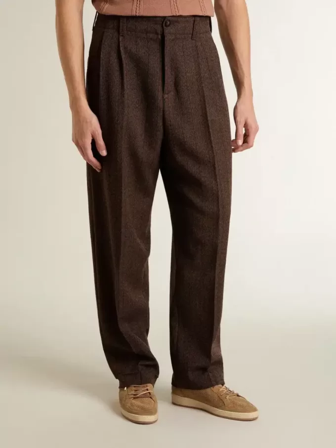 Pantalones de chándal para hombre en lana marrón oscuro con diseño de rayas finas Pantalones de chándal para hombre en lana marrón oscuro con diseño de rayas finas