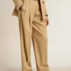 Pantalones de gabardina de lana para mujer en color arena Pantalones de gabardina de lana para mujer en color arena