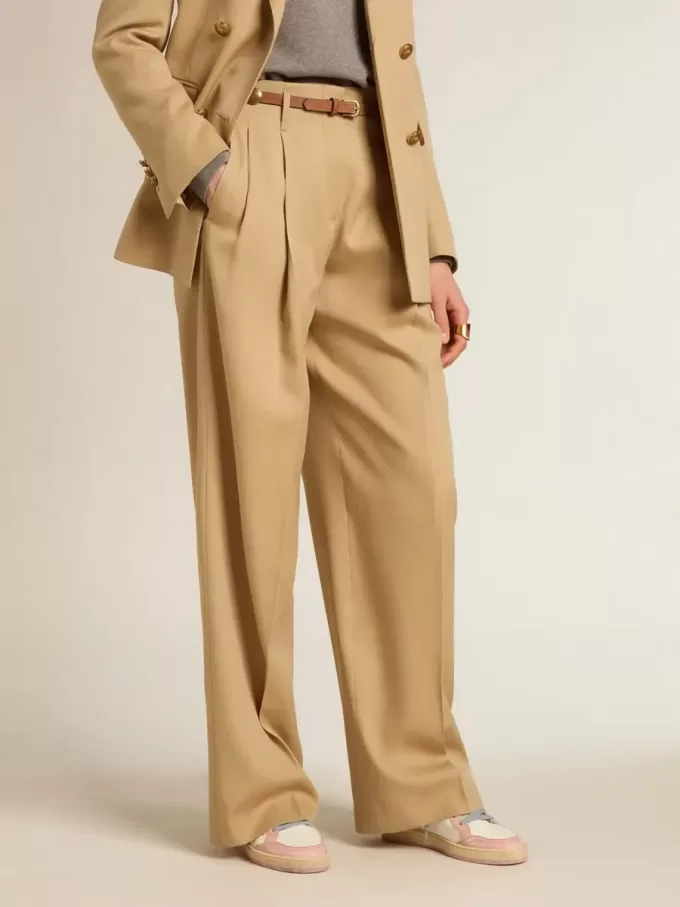 Pantalones de gabardina de lana para mujer en color arena Pantalones de gabardina de lana para mujer en color arena