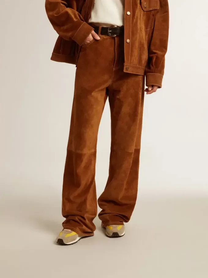 Pantalones de mujer de cuero serrado color tabaco Pantalones de mujer de cuero serrado color tabaco