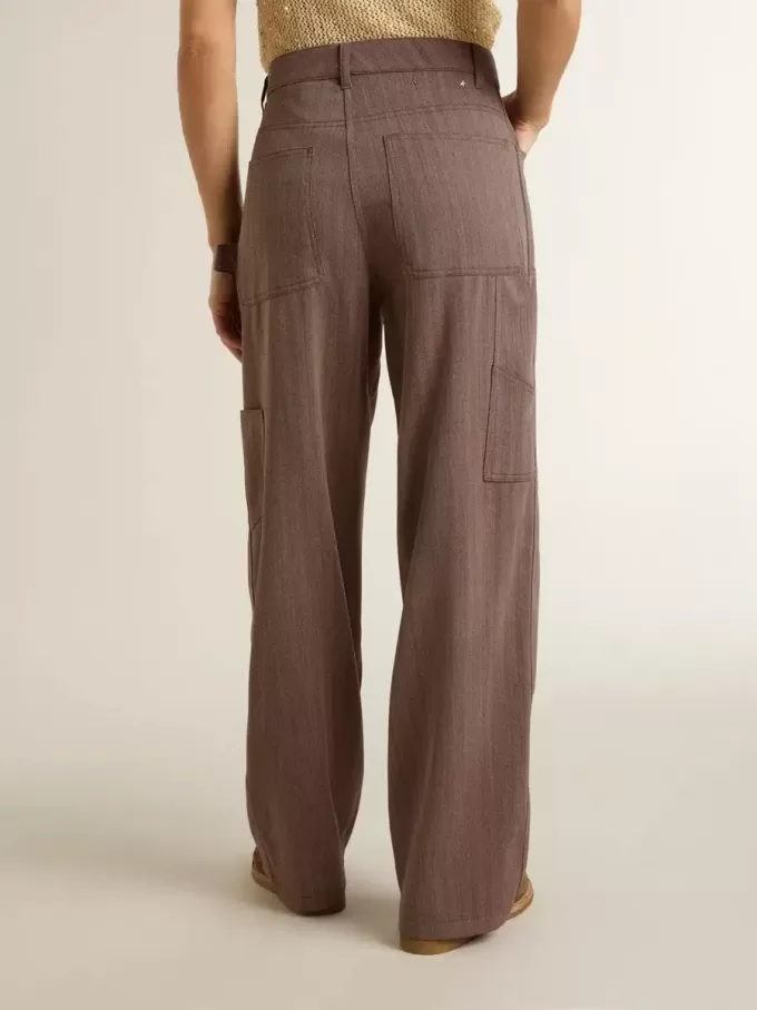 Pantalones de mujer de mezcla de lana en micro chevron marrón claro Pantalones de mujer de mezcla de lana en micro chevron marrón claro