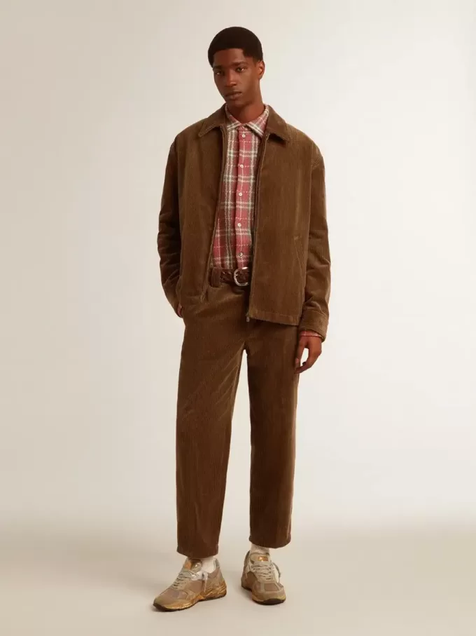 Pantalones de pana verde oliva oscuro para hombre Pantalones de pana verde oliva oscuro para hombre