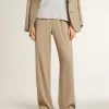 Pantalones joggers para mujer en color travertino Pantalones joggers para mujer en color travertino