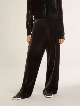 Pantalones negros con efecto terciopelo