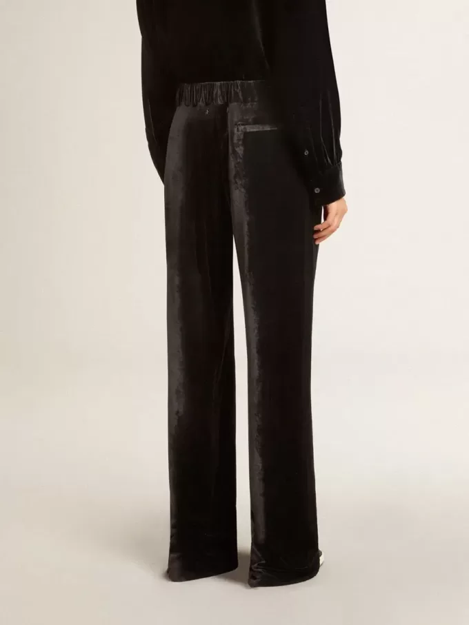 Pantalones negros con efecto terciopelo Pantalones negros con efecto terciopelo