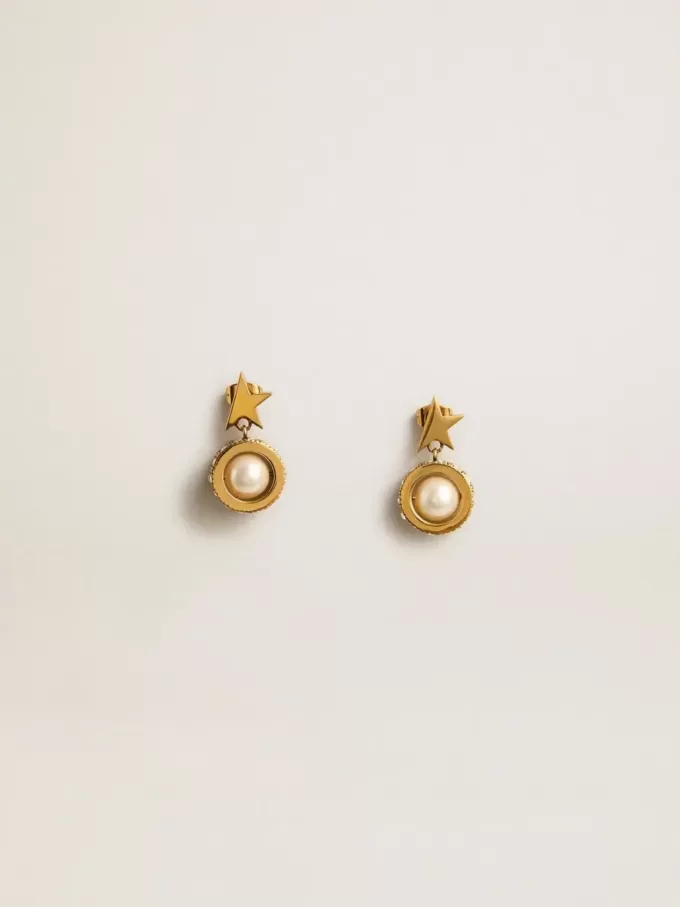 Pendientes con estrella dorada y perla Pendientes con estrella dorada y perla