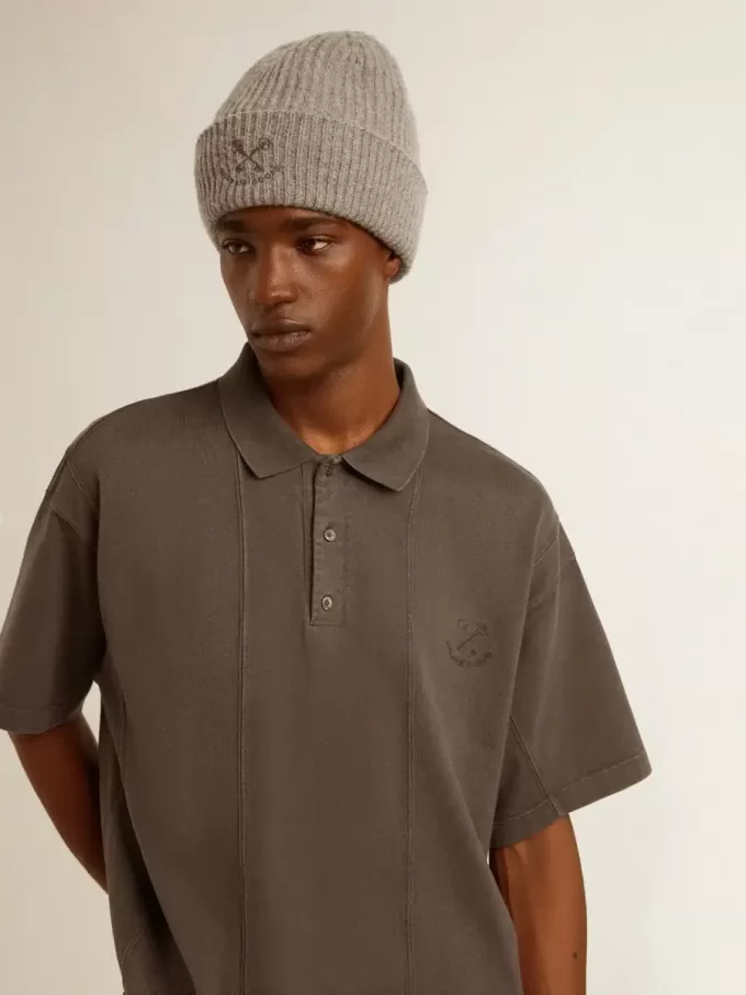 Polo de algodón para hombre en gris antracita con bordado Polo de algodón para hombre en gris antracita con bordado