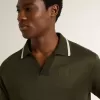 Polo de jersey verde militar para hombre con bordado Polo de jersey verde militar para hombre con bordado