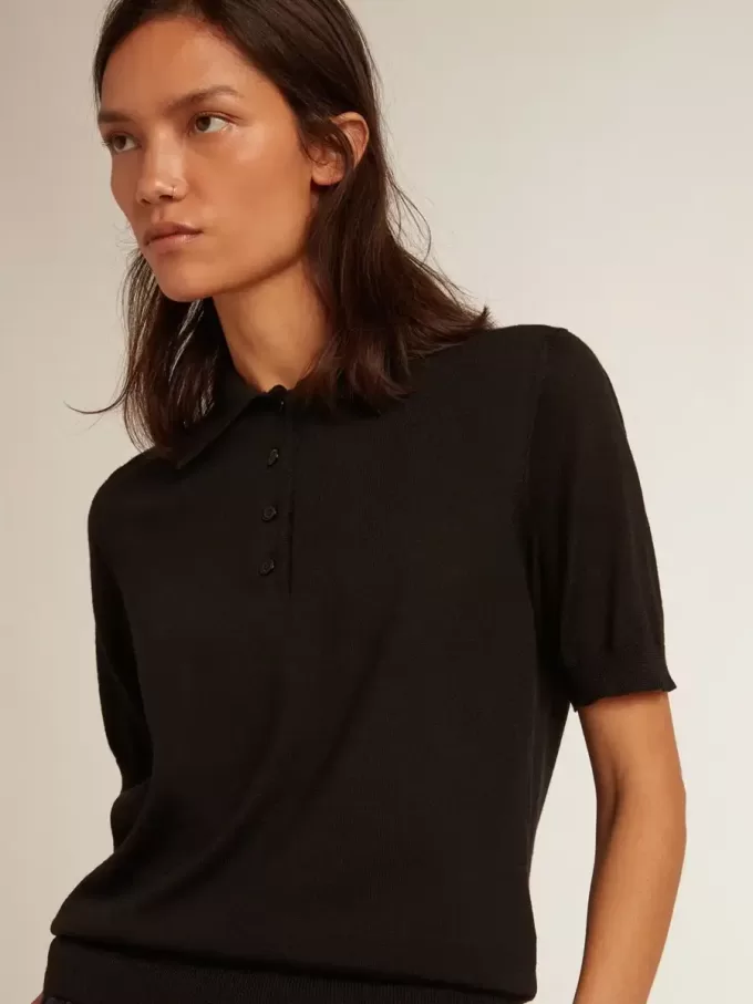 Polo de mujer en lana merino negra Polo de mujer en lana merino negra