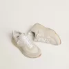Running Sole para mujer en lona con estrella beige y lengüeta del talón en piel metalizada platino Running Sole para mujer en lona con estrella beige y lengüeta del talón en piel metalizada platino