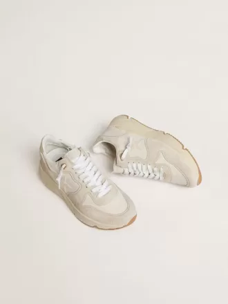 Running Sole para mujer en lona con estrella beige y lengüeta del talón en piel metalizada platino Running Sole para mujer en lona con estrella beige y lengüeta del talón en piel metalizada platino