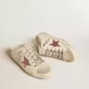 Sabot Super-Star de origen biológico con estrella rosa brillante y puntera de ante Sabot Super-Star de origen biológico con estrella rosa brillante y puntera de ante