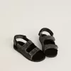 Sandalias Noa Junior en piel negra desgastada Sandalias Noa Junior en piel negra desgastada