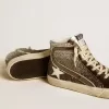 Sandalias para mujer en negro y plata brillante con estrella de piel y destellos metálicos Sandalias para mujer en negro y plata brillante con estrella de piel y destellos metálicos