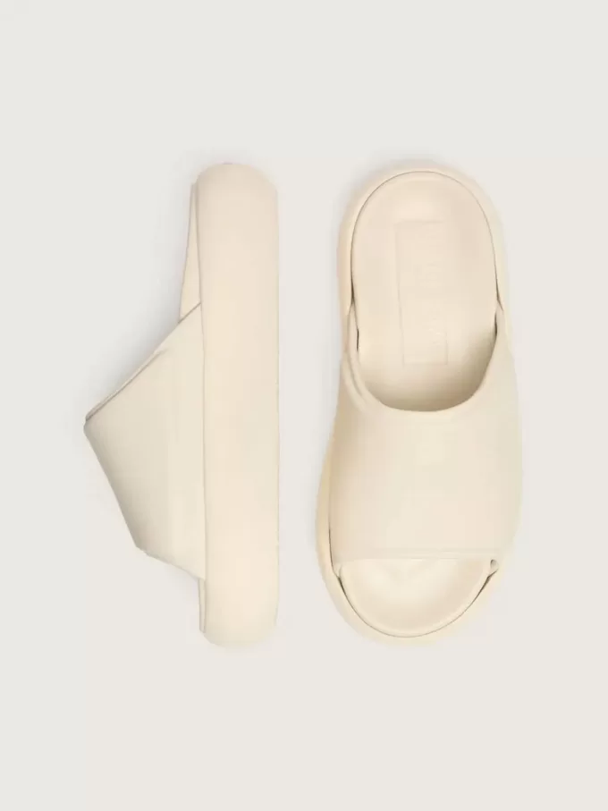 Sandalias sin cordones Space-Star para hombre en piel blanca Sandalias sin cordones Space-Star para hombre en piel blanca