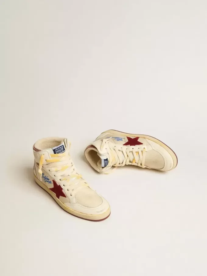 Sky-Star en nailon beige y napa con estrella de ante granate Sky-Star en nailon beige y napa con estrella de ante granate