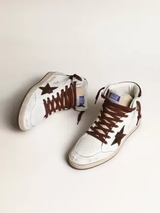 Sky-Star para hombre en piel napa blanca con estrella de ante color chocolate