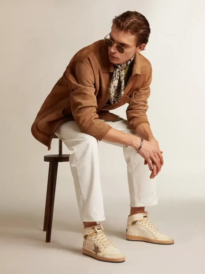 Sky-Star para hombre en piel napa blanca con estrella de ante gris paloma Sky-Star para hombre en piel napa blanca con estrella de ante gris paloma