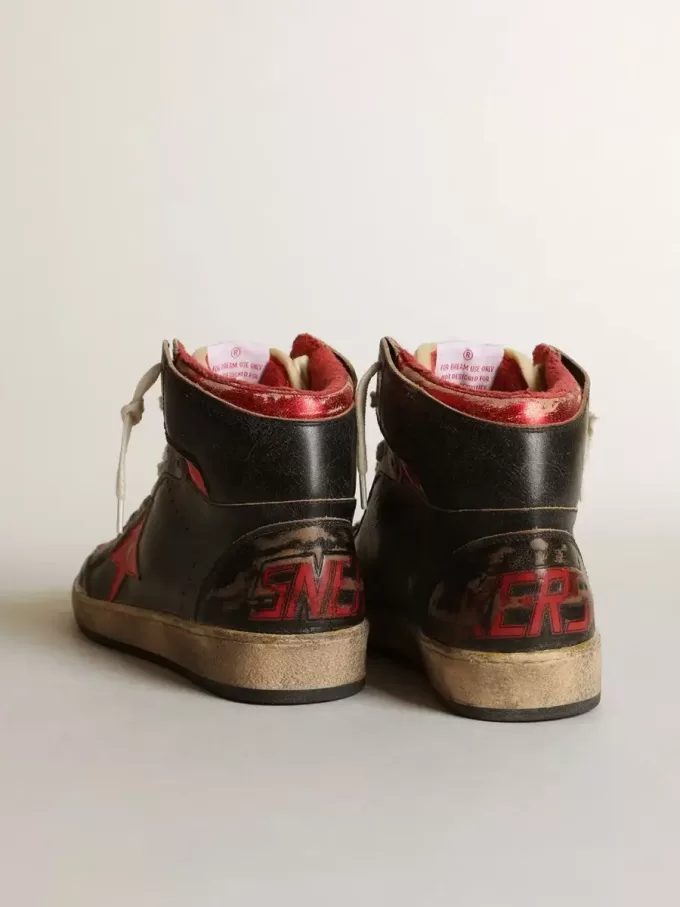 Sky-Star para hombre en piel negra brillante con estrella roja Sky-Star para hombre en piel negra brillante con estrella roja